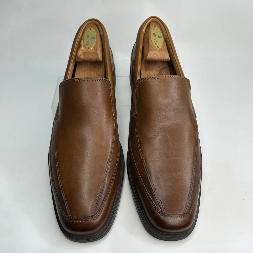 New Clarks Mens Tilden Free Leather Ortholite Formal Slip On Dress Shoes Sz 10 M